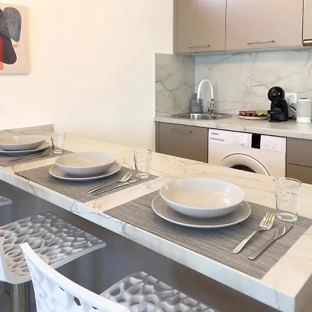 Livia Apartman Tías